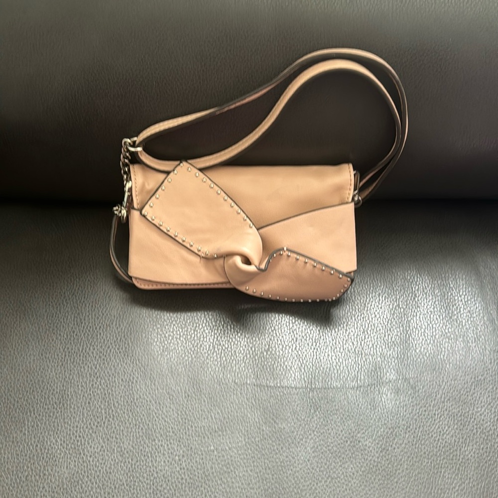 Jessica Simpson crossover wallet